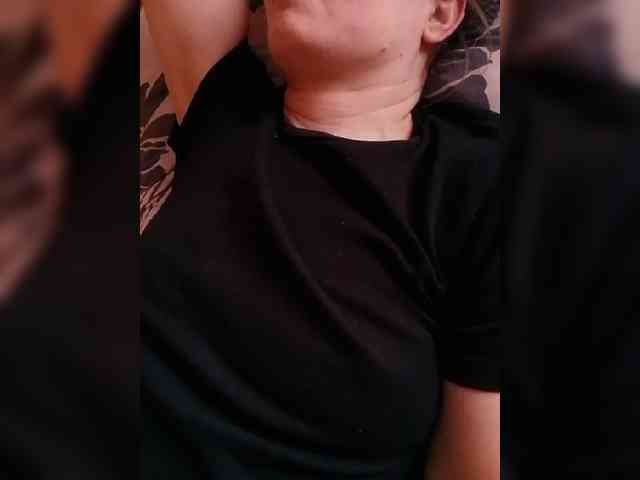 モデル: BarbiGirla