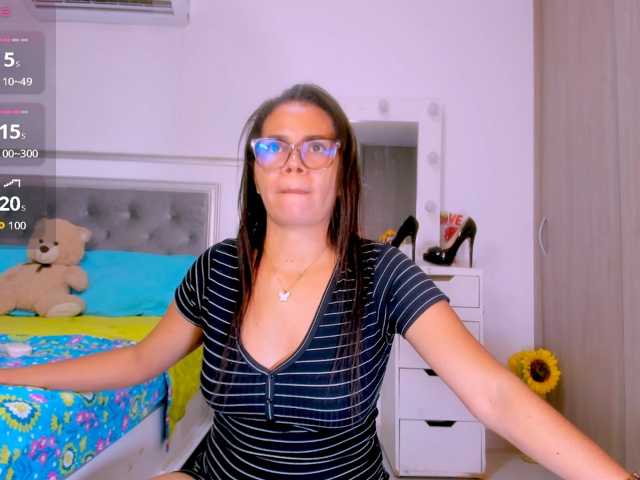 sharonDulce, en directo ahora en BongaCams