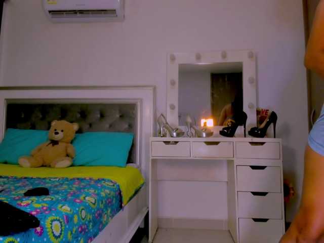 sharonDulce live cam preview