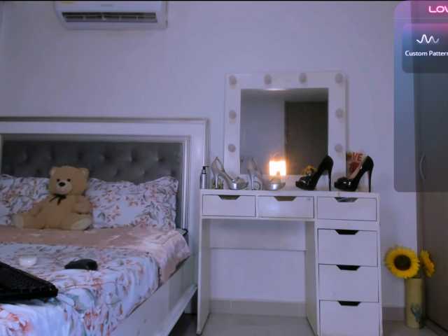 sharonDulce live cam on BongaCams