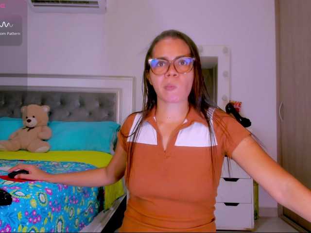 sharonDulce live cam on BongaCams