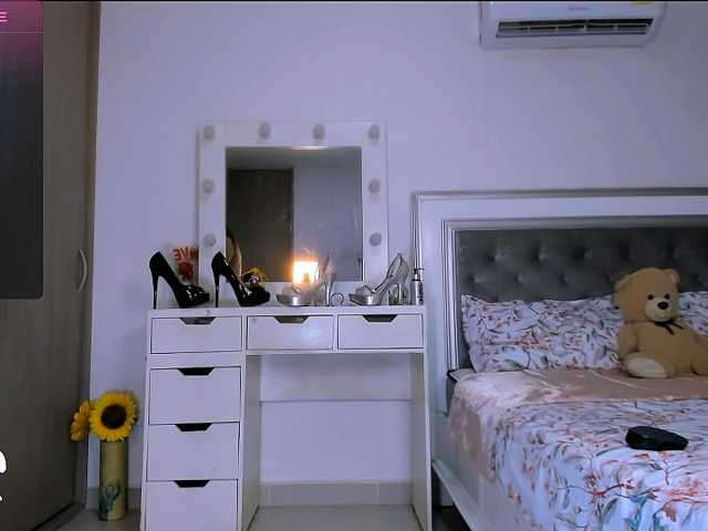 sharonDulce live cam on BongaCams