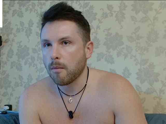 KarlosBain Sex Cam Show