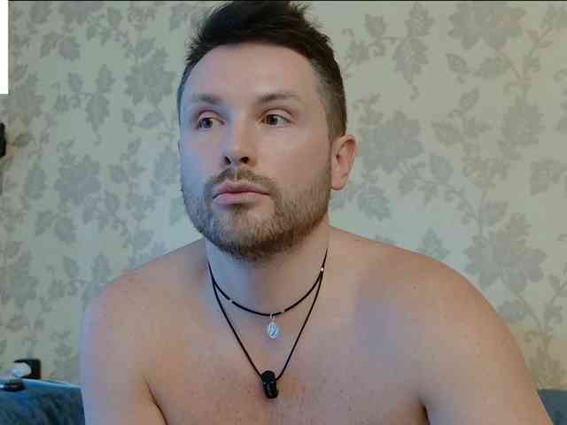 KarlosBain Sex Cam Show