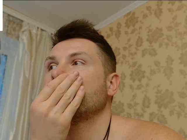 KarlosBain Sex Cam Show