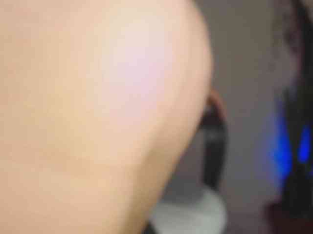 Lia_nanami webcam