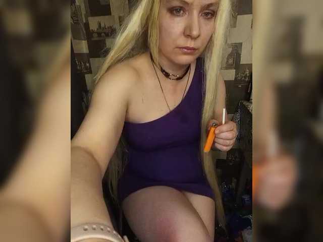 Lara551's BongaCams show and profile