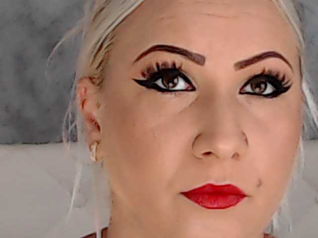 ClaudieTaylon live cam on UnifiedCams