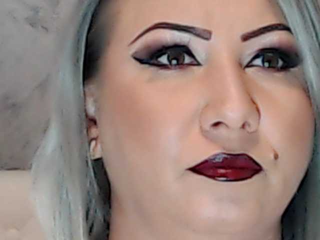 ClaudieTaylon live cam preview