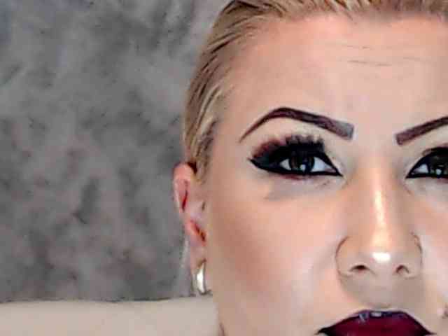 ClaudieTaylon webcam