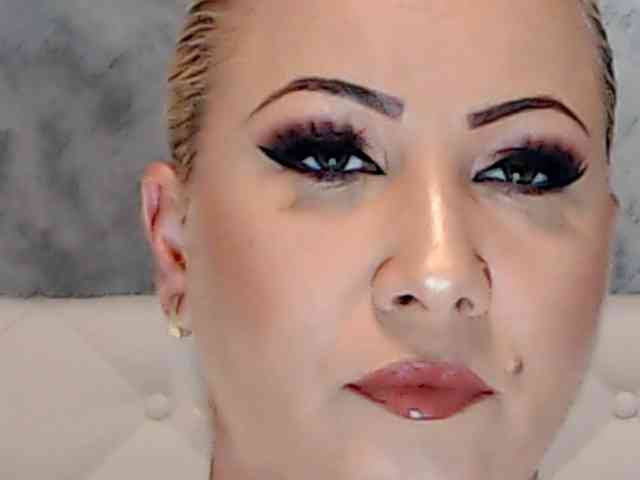 ClaudieTaylon webcam