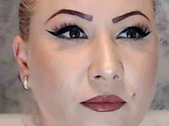 Modèle: ClaudieTaylon