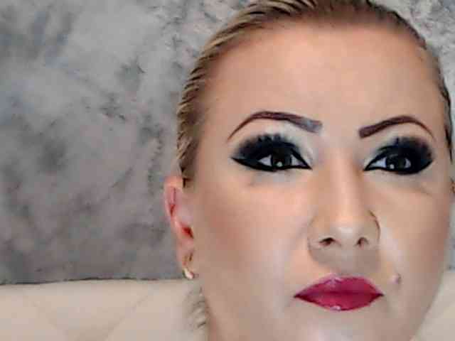 ClaudieTaylon webcam
