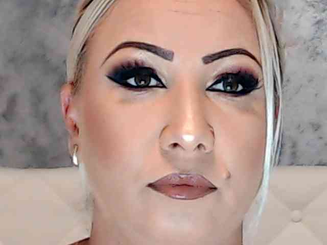 ClaudieTaylon webcam