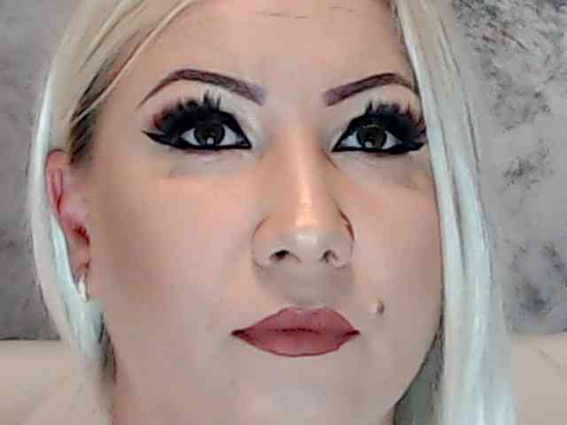 ClaudieTaylon webcam