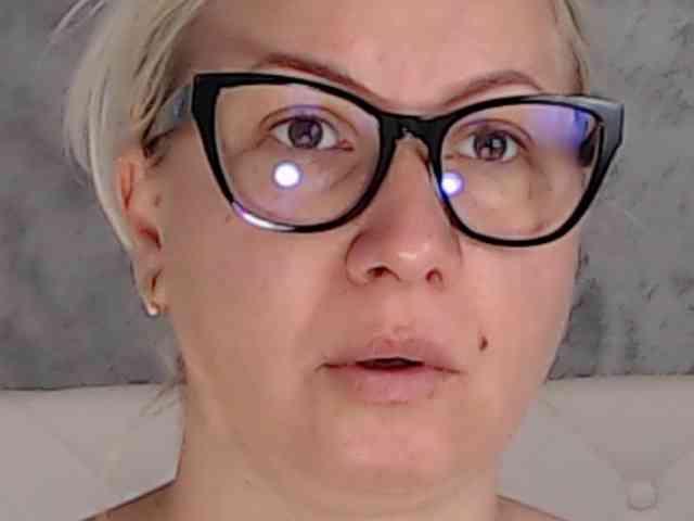ClaudieTaylon webcam