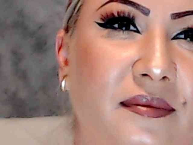 ClaudieTaylon webcam