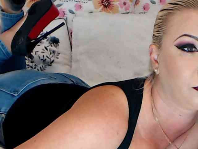 ClaudieTaylon webcam