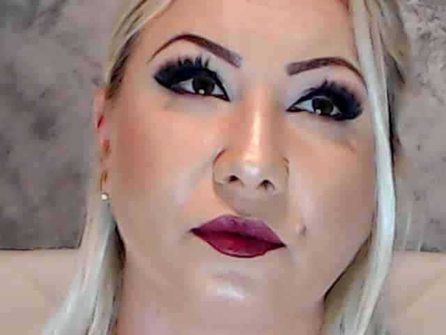ClaudieTaylon Live Webcam on BongaCams
