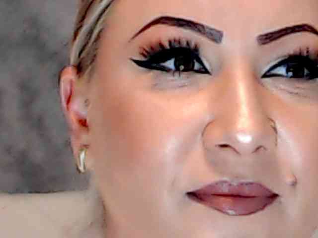 ClaudieTaylon webcam