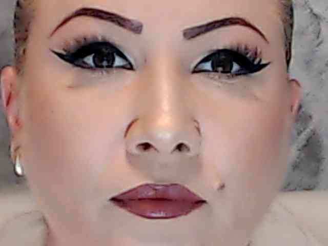 Modèle: ClaudieTaylon