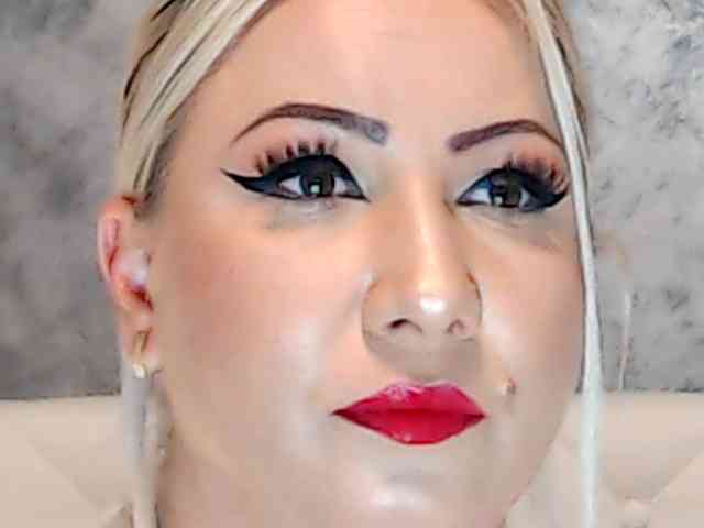 ClaudieTaylon webcam