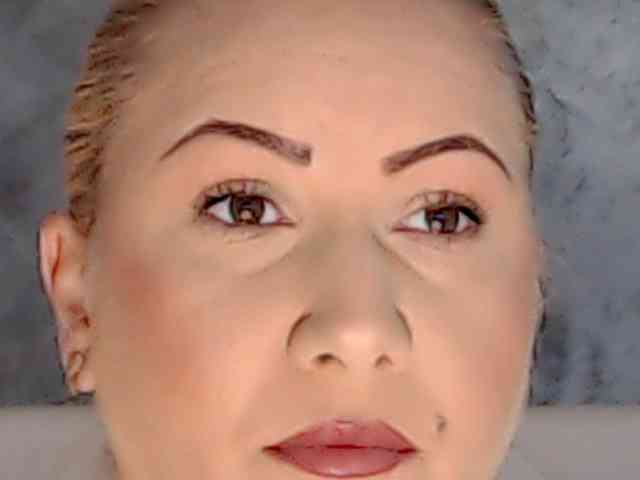 Modèle: ClaudieTaylon
