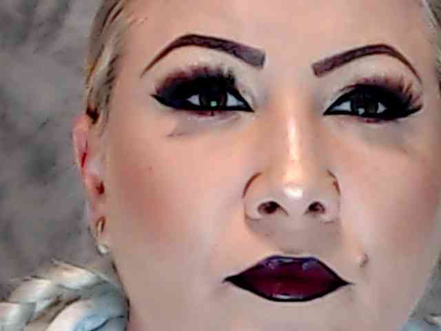 ClaudieTaylon webcam