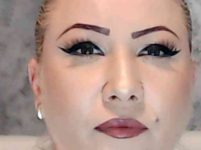 Modèle: ClaudieTaylon