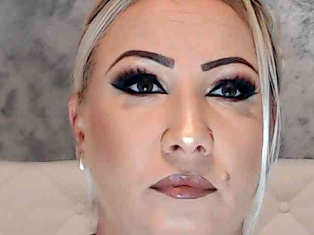 ClaudieTaylon webcam