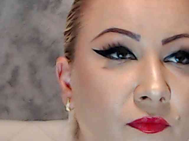 ClaudieTaylon webcam