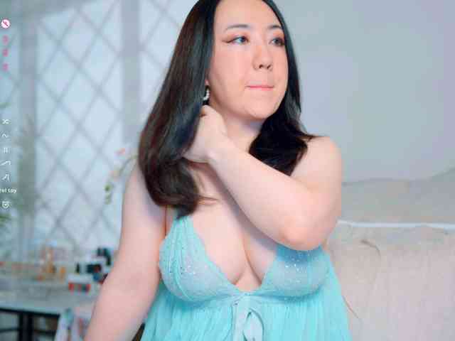 naughtytilly