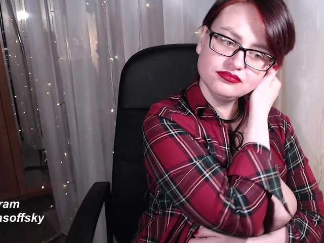 Karina-Cute's BongaCams show and profile