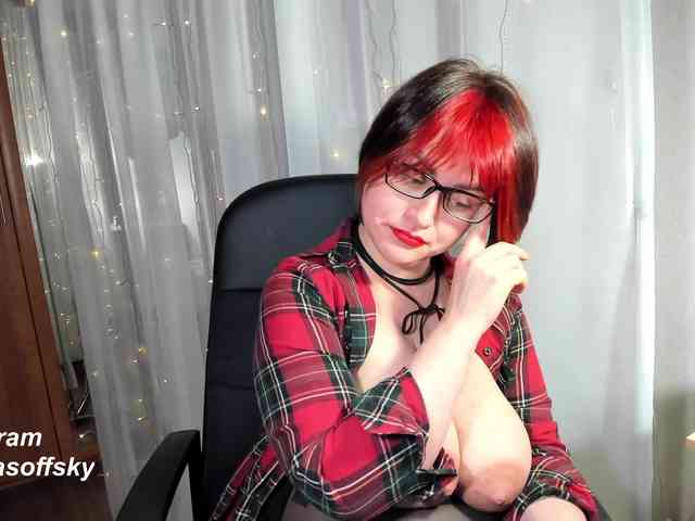 naked_anastas's live room