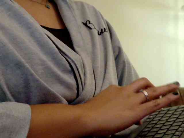 Moranguh Live Webcam on BongaCams