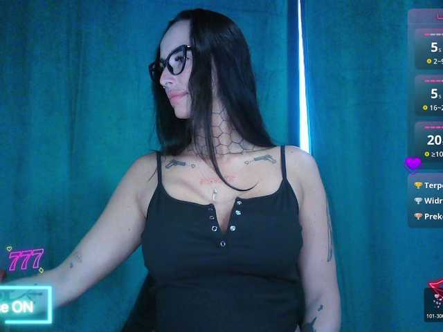 tattooedKika
