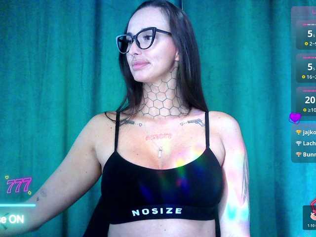tattooedKika