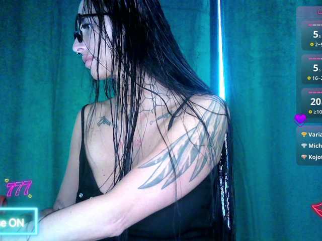 tattooedKika