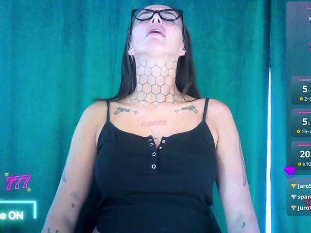 tattooedKika