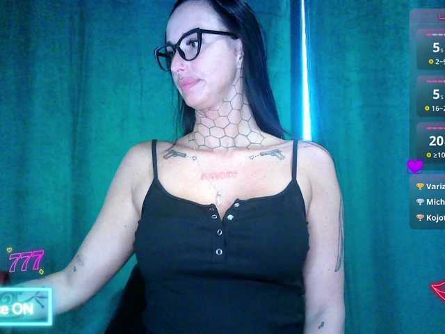 tattooedKika