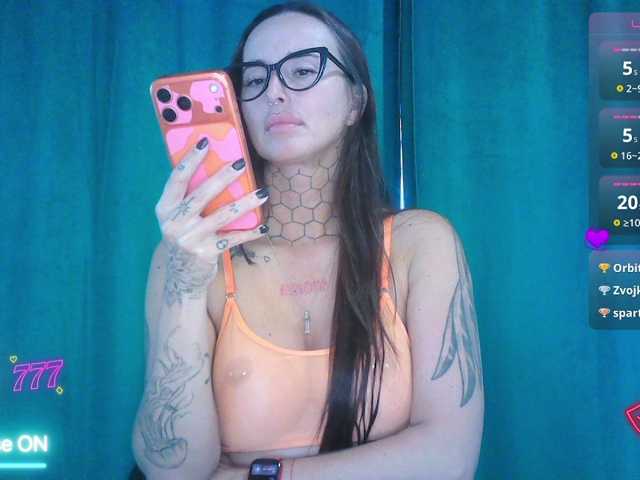 tattooedKika