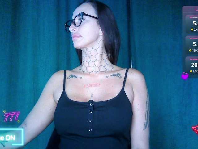 tattooedKika