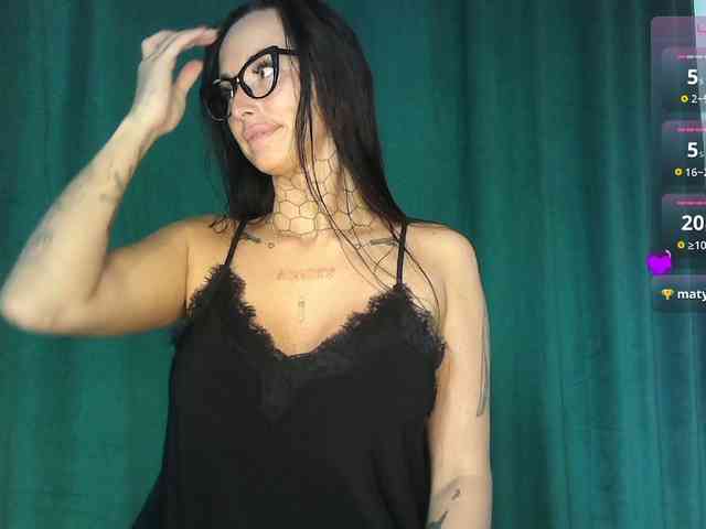 tattooedKika webcam