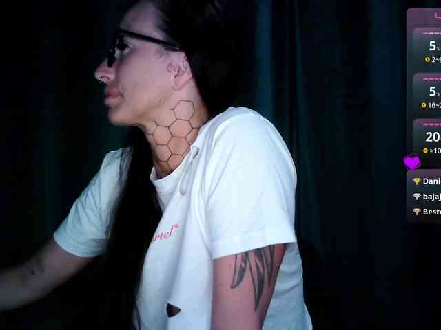 browinejane Live Webcam on BongaCams