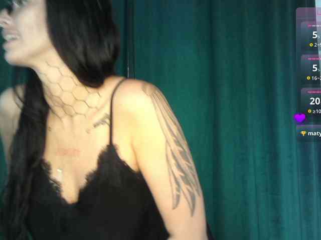 tattooedKika webcam