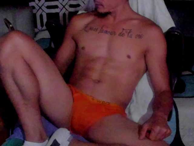 brunocuttie94 live webcam show