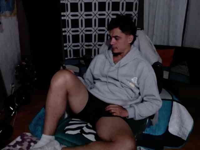 brunocuttie94 Sex Cam Show