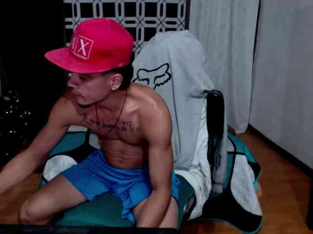 brunocuttie94 Sex Cam Show