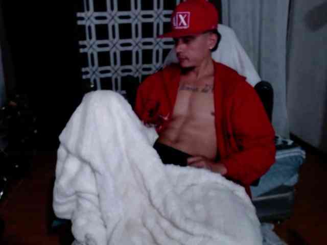 brunocuttie94 Sex Cam Show