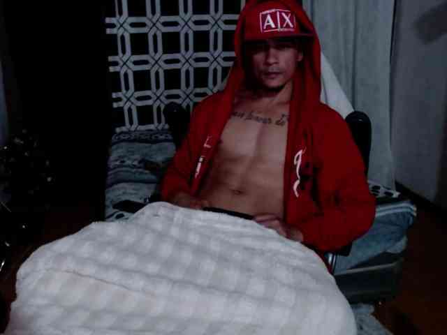 brunocuttie94 Sex Cam Show